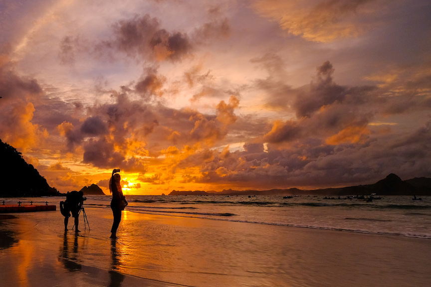 Beachfront Sunset relax